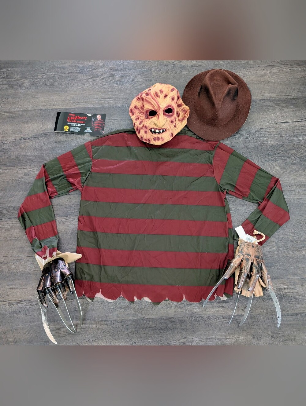 Freddy Krueger Nightmare on Elm Street Halloween Medium Costume Hat Hand Mask